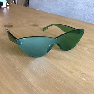 Green transparent cat eye sunglasses
